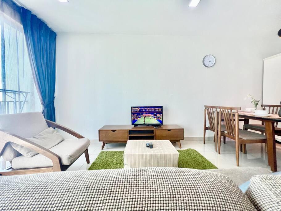 T3 1-10 Pax Trefoil 2Room Setia Alam Cozy Home Wifi Tv Eksteriør billede